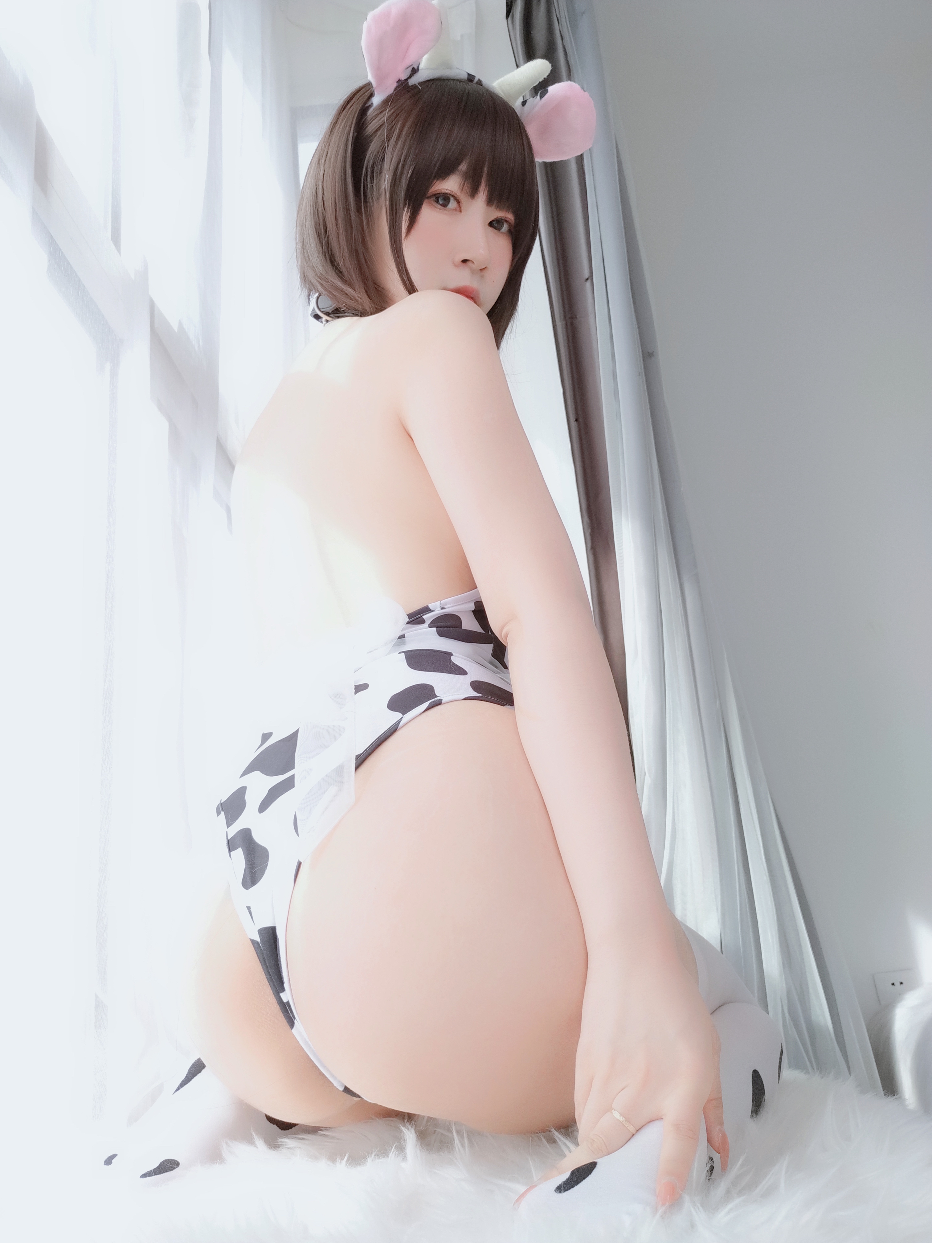 图片[55]-Coser小姐姐白银 NO.021 – 可爱奶牛[100P+3V544M]-六色网