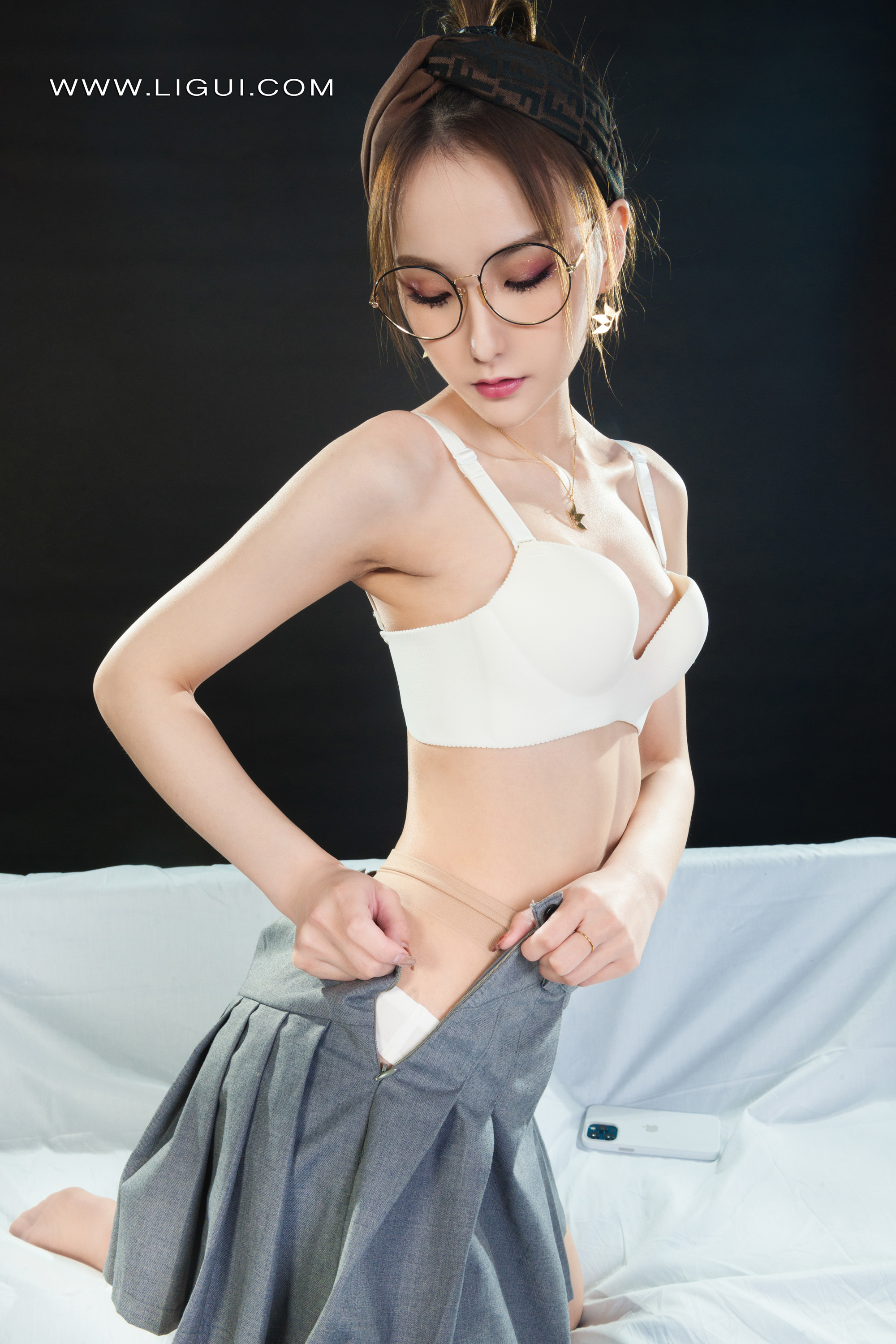 图片[47]-[Ligui丽柜] 2022.02.22 《蜜香丝颜》心心-六色网