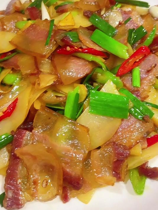春节美味大放送,农家烟熏腊肉等你尝