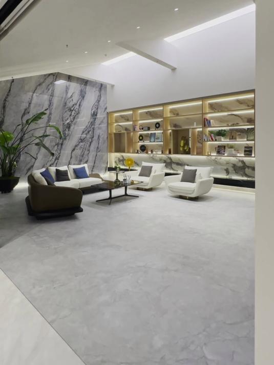 一眼沦陷的自然艺术,这款简一新巴西鱼肚灰瓷砖太懂高级感了!高级感 密缝连纹超平 简一密缝连