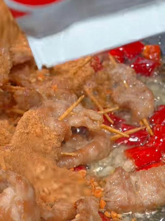 简单又解馋的孜然牙签肉,大人小孩都爱吃