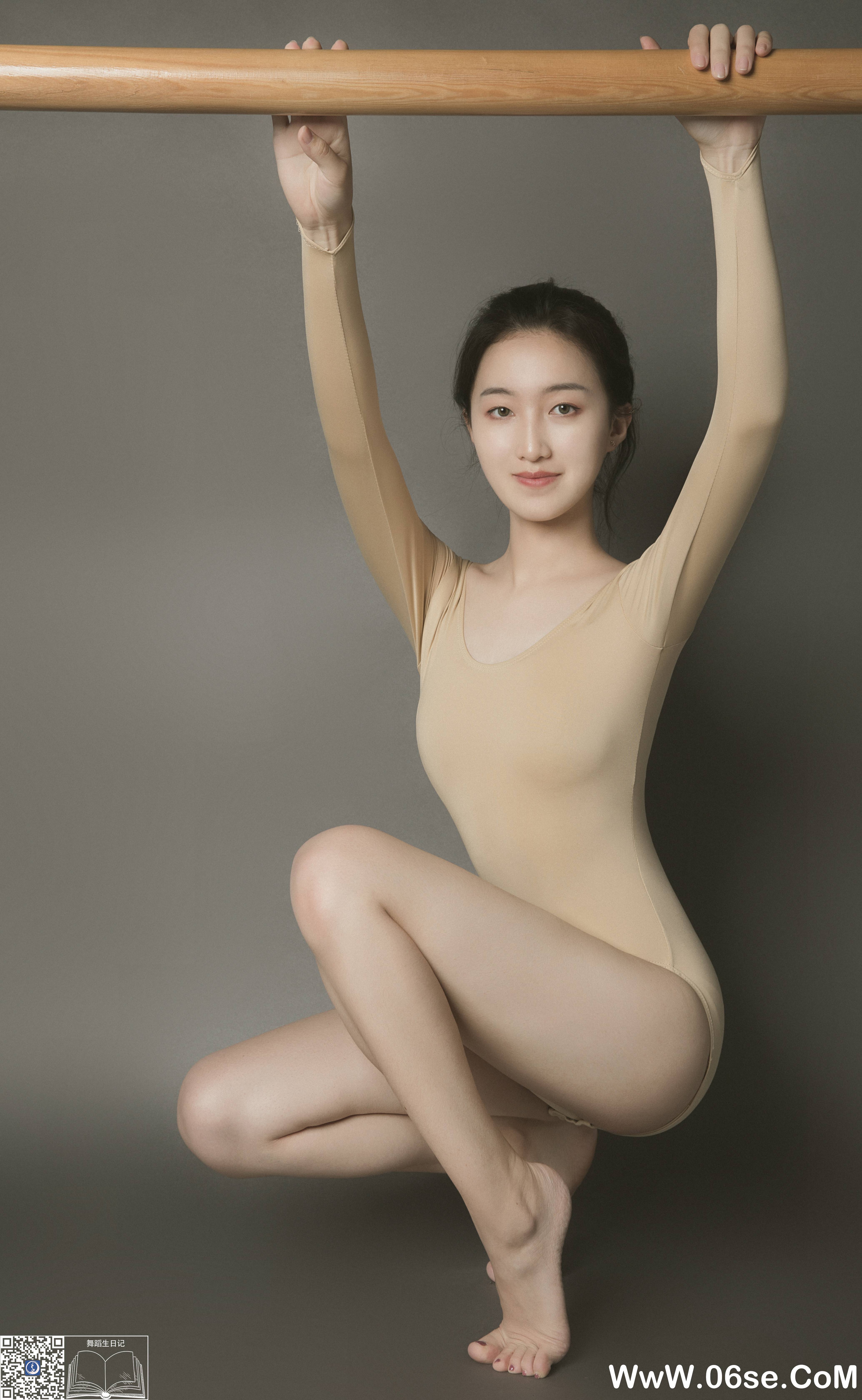 [GALLI嘉丽]舞蹈生日记 096 - 欣美[35P113M]-六色网