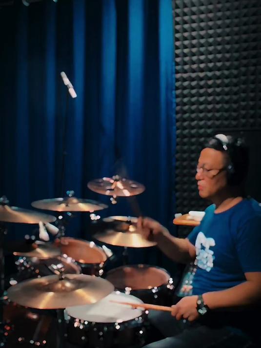 重制中森明菜演唱的《oh no,oh yes!》,这是无法超越的经典