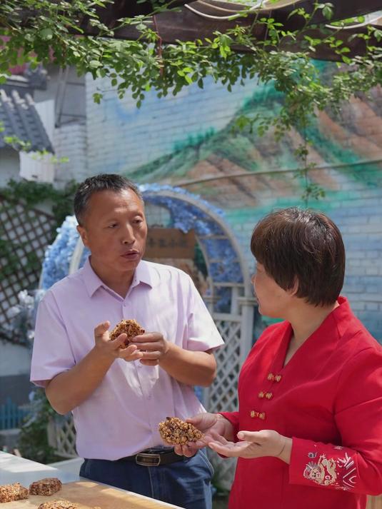 河北唐山花生酥糖香脆不粘牙，优质花生仁制作，补充每日健康能量