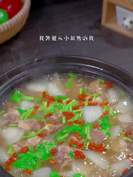 立秋后喝牛肉汤,保暖又养生,冬天不再冷,快来看看我的家常菜分