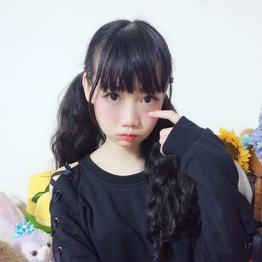 图片[407]-焖焖碳 NO.001 – 微博图片视频打包合集[1459P+98V657M]-六色网