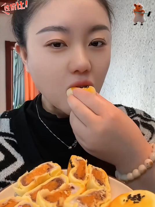 雪媚娘蛋黄酥,个大饱满,还能拉丝,真的吃不腻!到哪里都找不到这么划算的蛋黄酥了#618省心