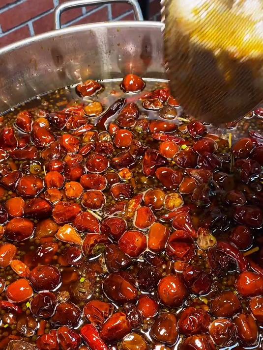 冒菜适合摆摊吗？小投资试水，回本速度快！