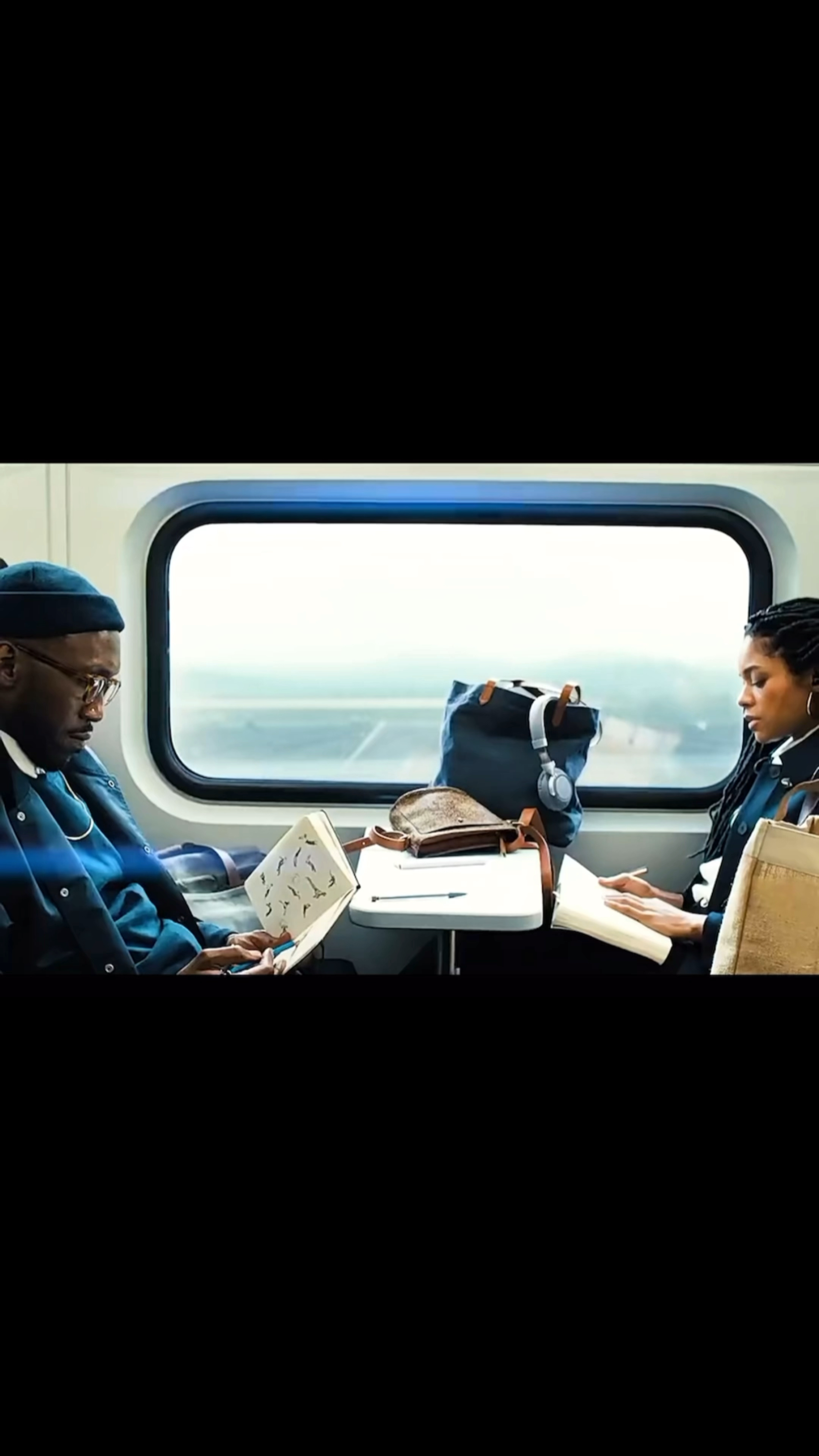 一盒一摸一样的巧克力,把两个有缘的人牵到一起