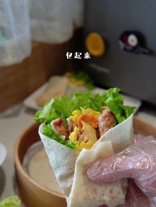 大冬天就应该做简单又好次的紫薯西多士和卷饼