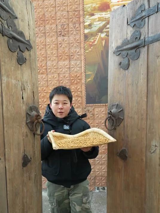 无糖熟制鹰嘴豆:含膳食纤维和叶酸,轻食沙拉的健康营养搭档