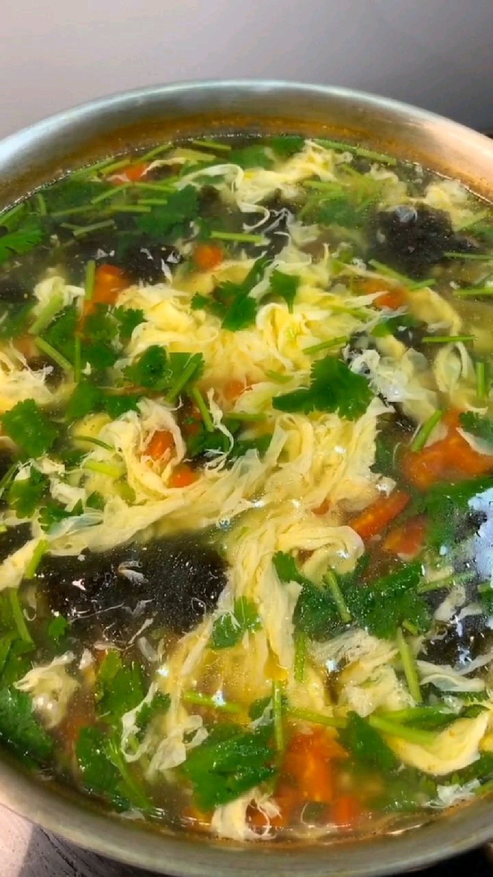 西红柿紫菜鸡蛋汤