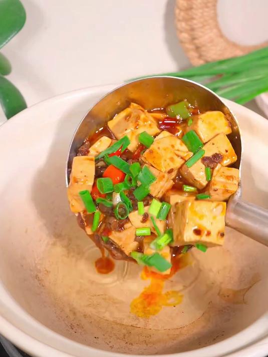 牛肉麻婆豆腐比猪肉的更好吃些