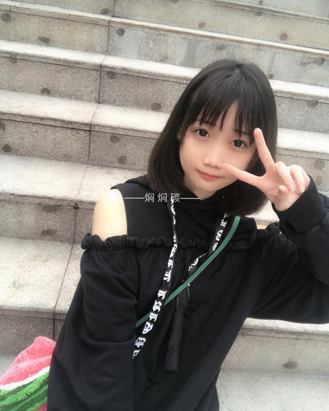 图片[956]-焖焖碳 NO.001 – 微博图片视频打包合集[1459P+98V657M]-六色网