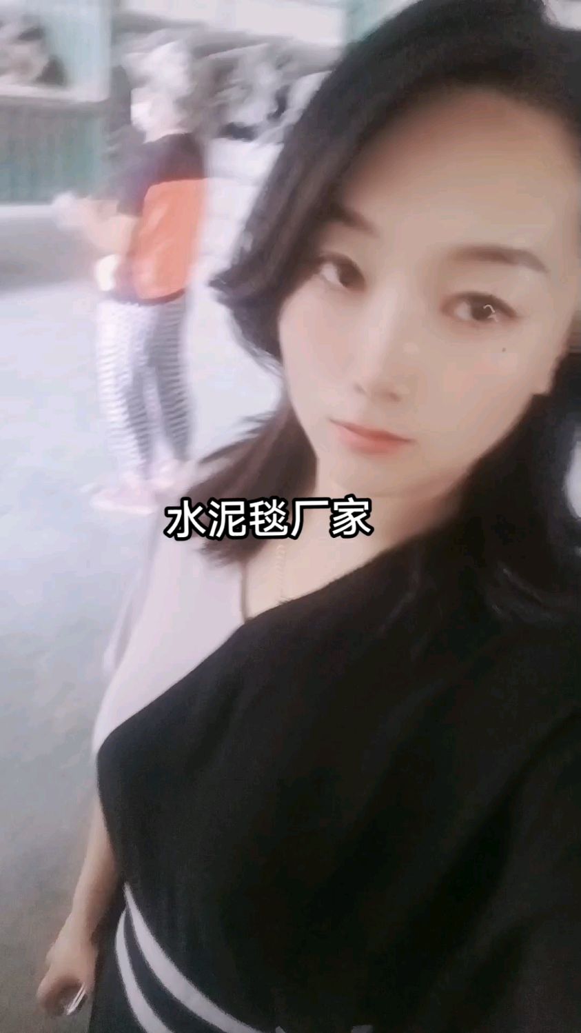 水泥毯生产厂家,鱼塘护坡水泥毯防水布。水泥布施工