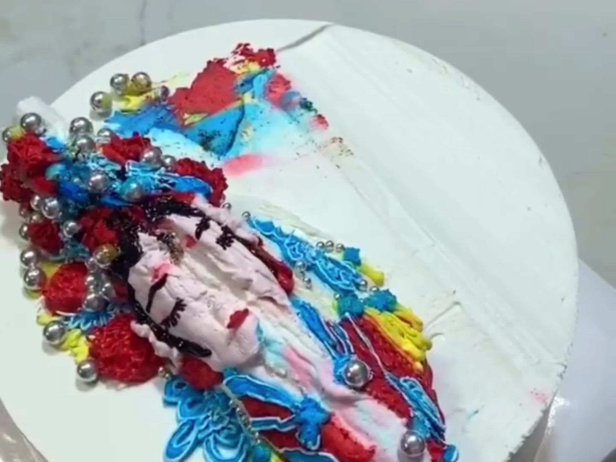 手绘国风蛋糕,惊艳的都不舍得吃了