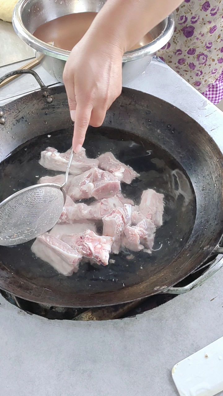 酱排骨手工蛋糕