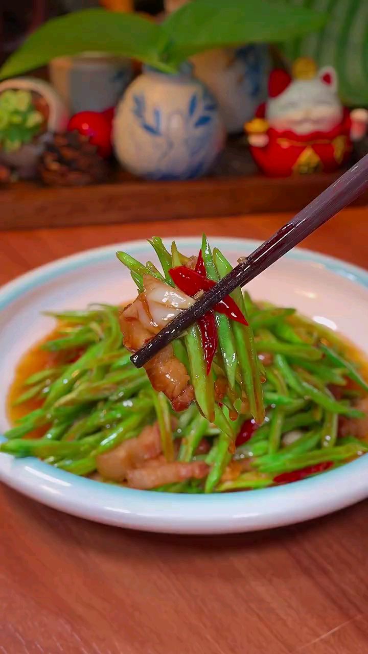分享美食四季豆炒肉做法