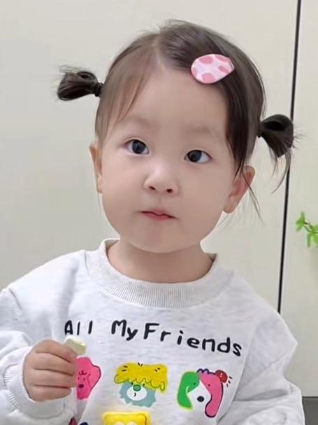 立体的卡通玩偶好可爱啊!上身超舒服又可爱 男女宝宝都可以穿
