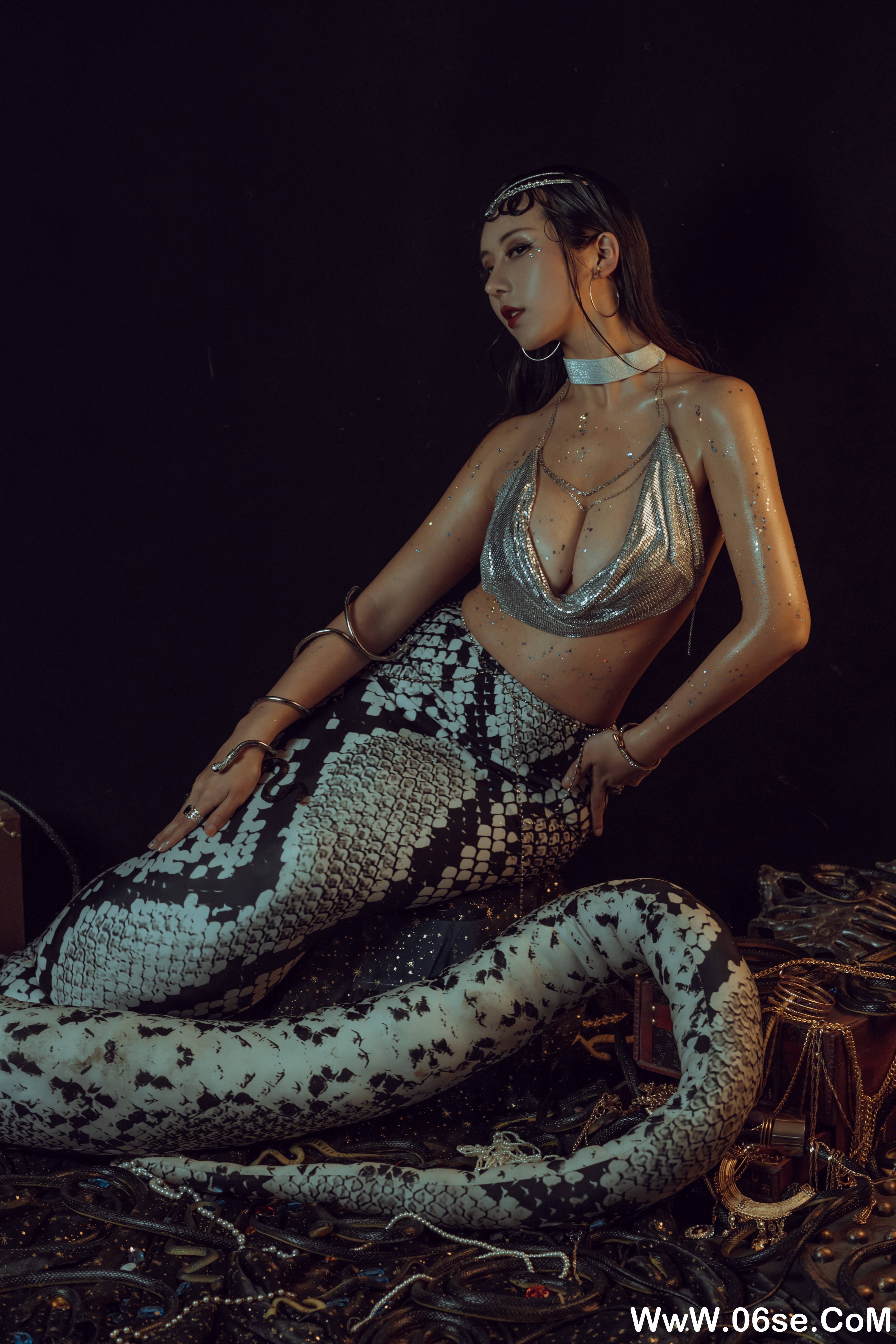 图片[19]-云溪溪 NO.003 – 奶桃蛇姬[40P583M]-六色网