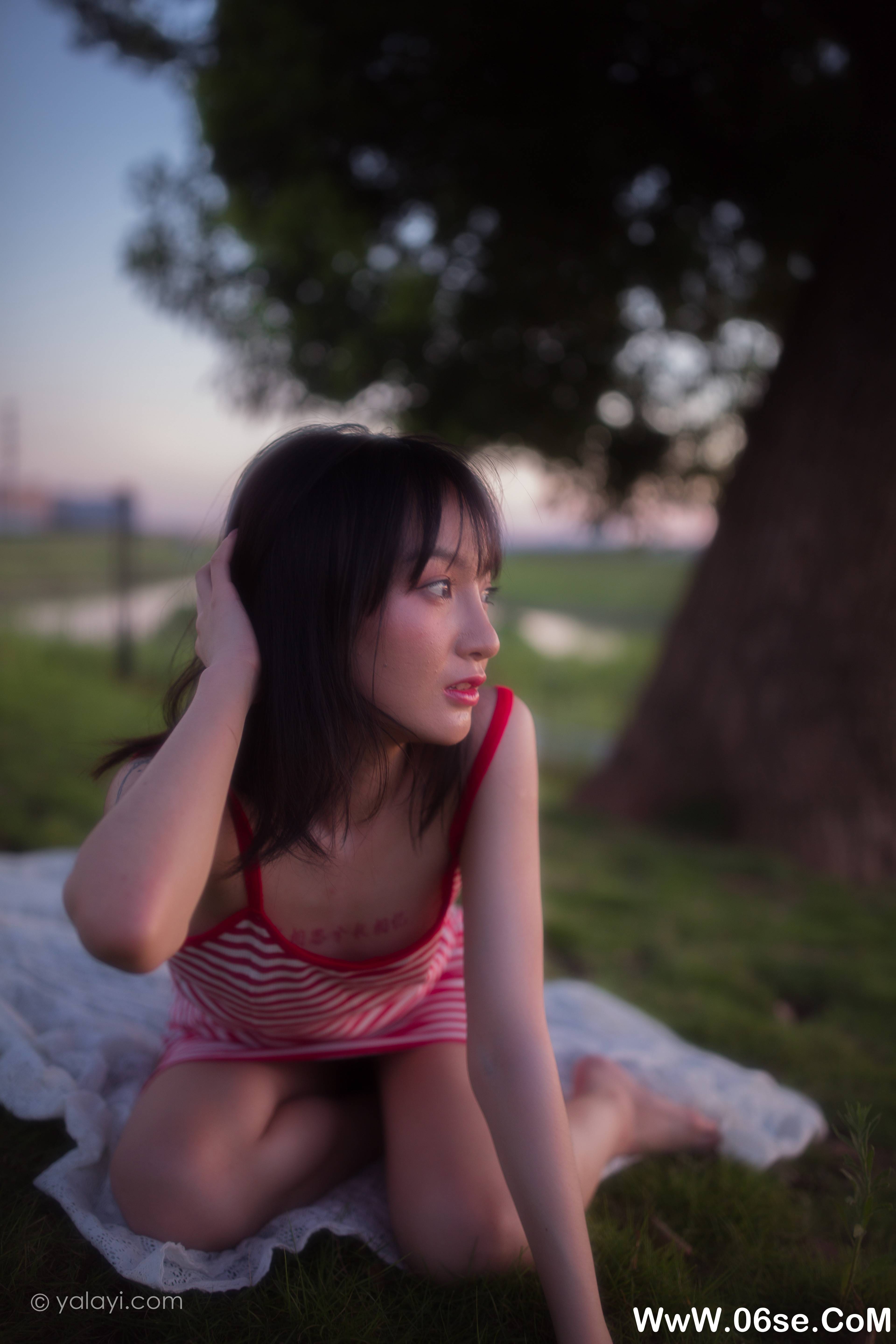 图片[42]-[YALAYI雅拉伊] 2020.08.17 NO.670 落落《红了》[50P+1P378M]-六色网