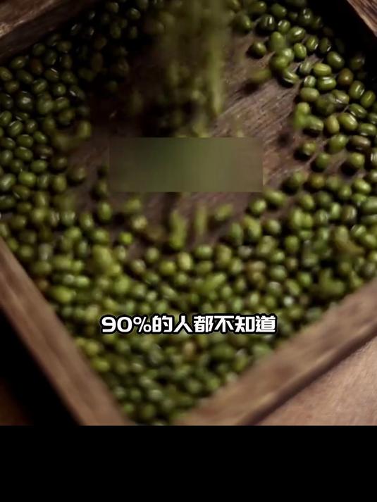 冬季养生别贪补,莲子百合绿豆汤清热润燥