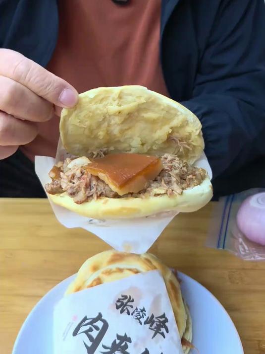 评价很不错的肉加馍,来尝尝怎么样!