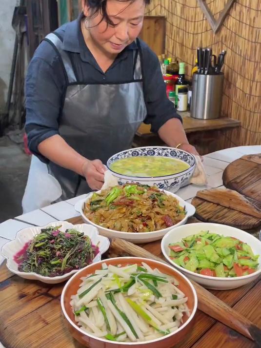 足不出户，在家也能品尝到这么好吃的炒河粉