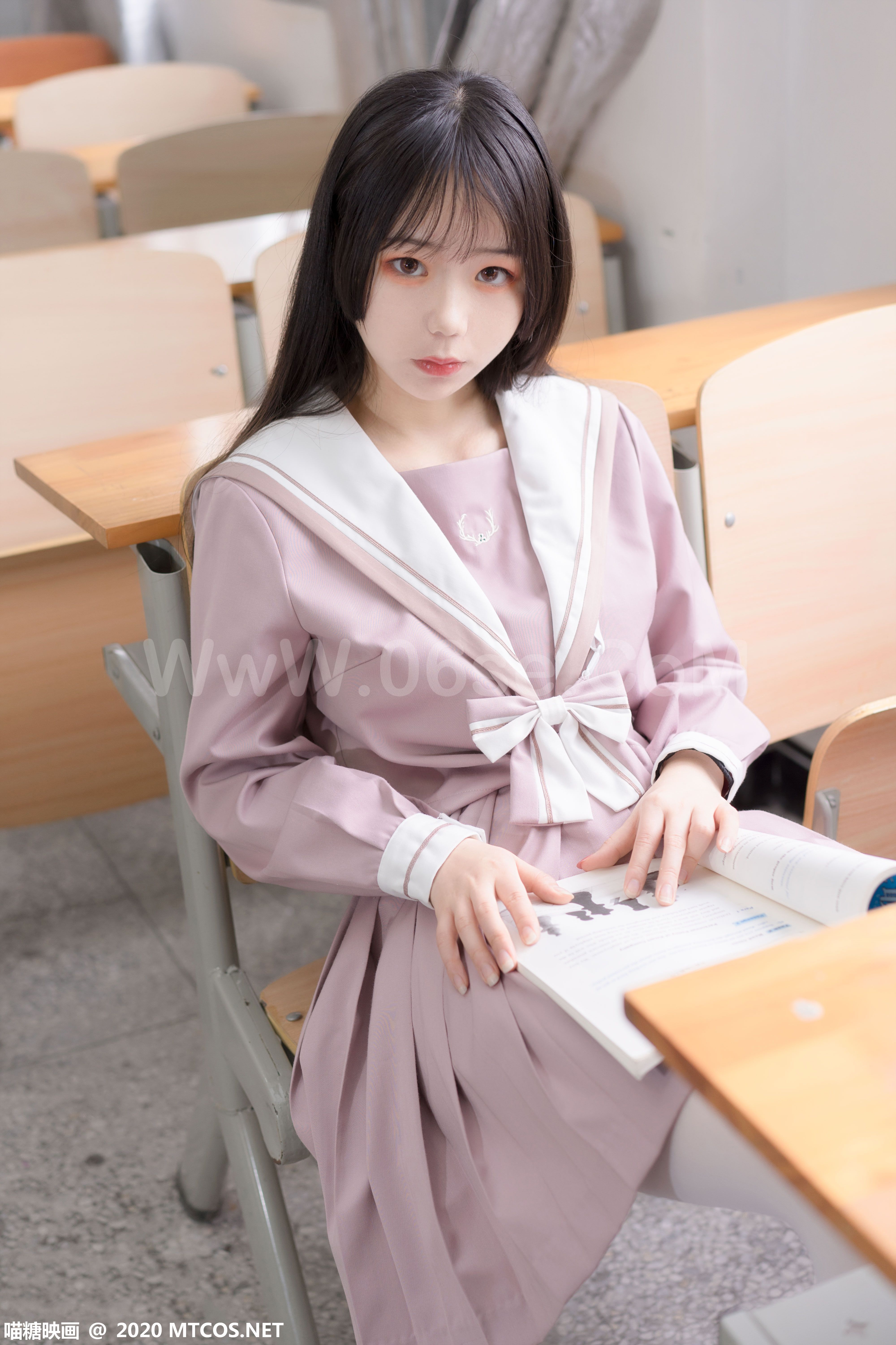 图片[30]-[MTCos] 喵糖映画 Vol.074 半度度度喵 粉色JK小姐姐-六色网