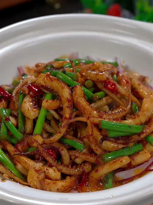 风味独特的干锅鱿鱼