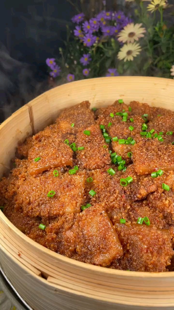 这样做的粉蒸肉倍儿好吃,快把五花肉和粉蒸肉粉囤起来!