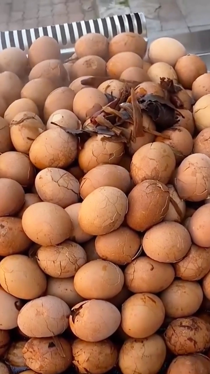 山东德州卤蛋大王,每天能卖出上千个茶叶蛋,如今他把祖传的配方做成了袋装的