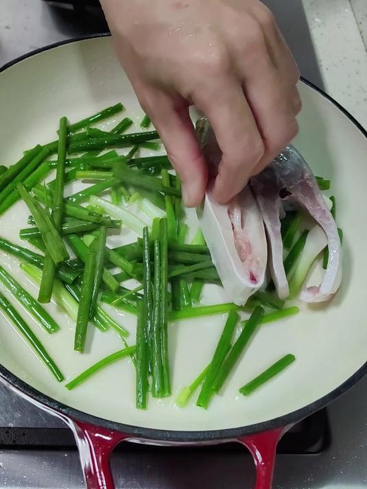 豆豉焗金鲳鱼丨红烧金鲳鱼丨巨鲜巨下饭