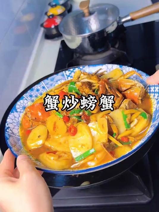 久吃不腻的蟹炒年糕，做法真的巨简单