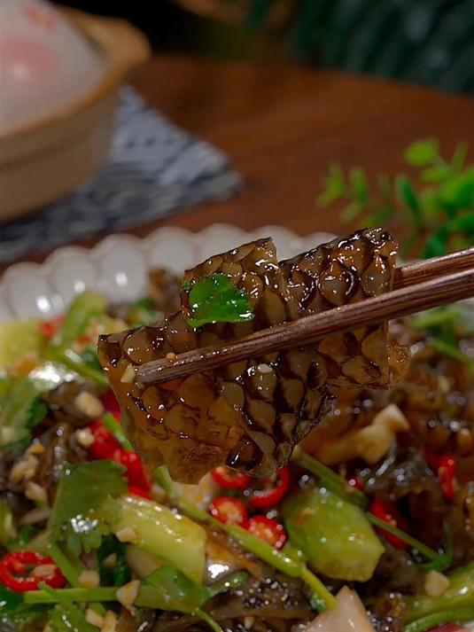 年夜菜酸辣凉拌鱼皮