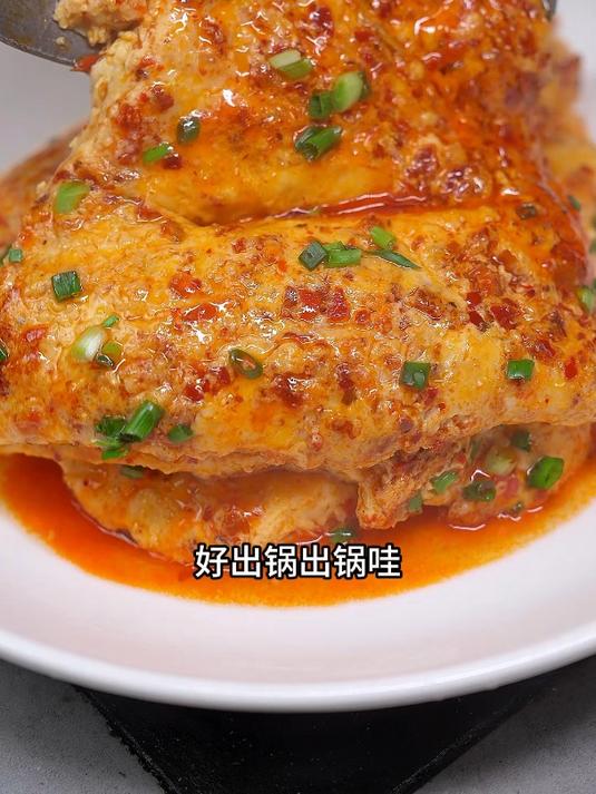 湖南人的胃吃水蒸蛋都得加辣椒,教狗蛋做豆腐乳水烹蛋希望他学会