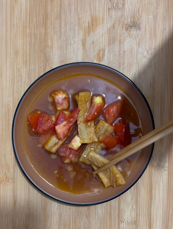 海鱼干怎么做最好吃,分享一道海鱼干炒番茄