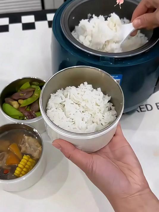 304不锈钢多层分装保温饭盒,上班族学生带餐贼好用,持久保温