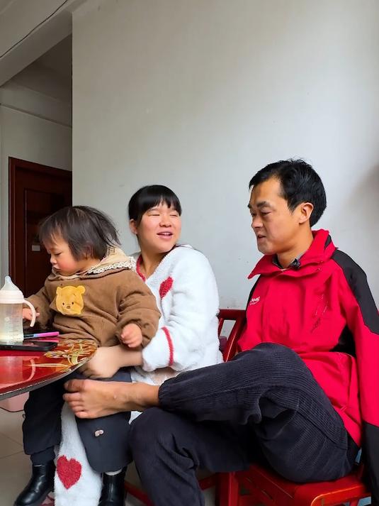 孕晚期媳妇想吃爆炒猪肝,他用地道的方法做出来,既嫩又香好下饭