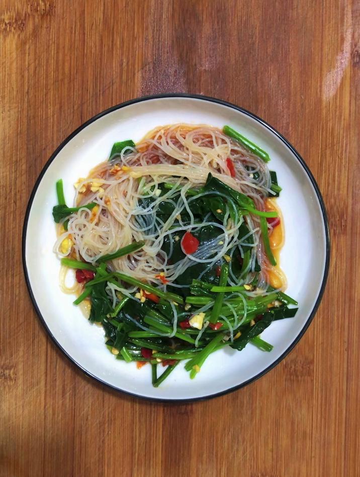菠菜粉丝凉拌菜怎么做好吃,跟我这样做,简单好吃