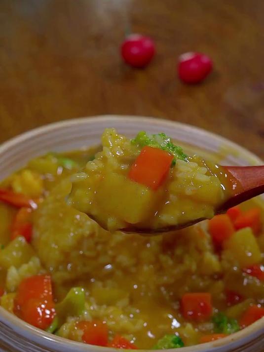 孩子每周都要点名吃这个咖喱土豆虾仁饭