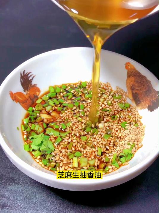 好喝的鸡汤是这样炖出来的 还奉上一鸡两吃