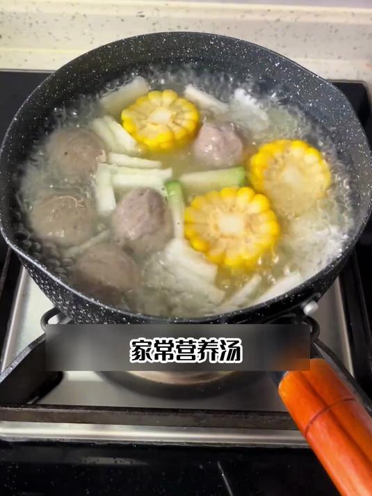 低卡又营养,冬瓜玉米牛肉丸子汤超鲜