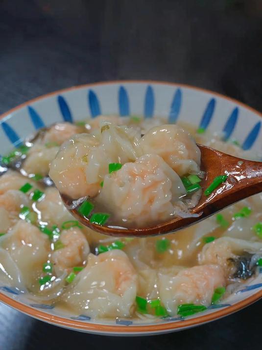 这样做的虾滑馄饨Q弹爽滑