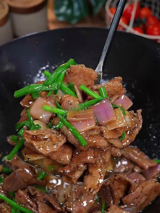 想吃黑椒牛肉片你就自已在家做