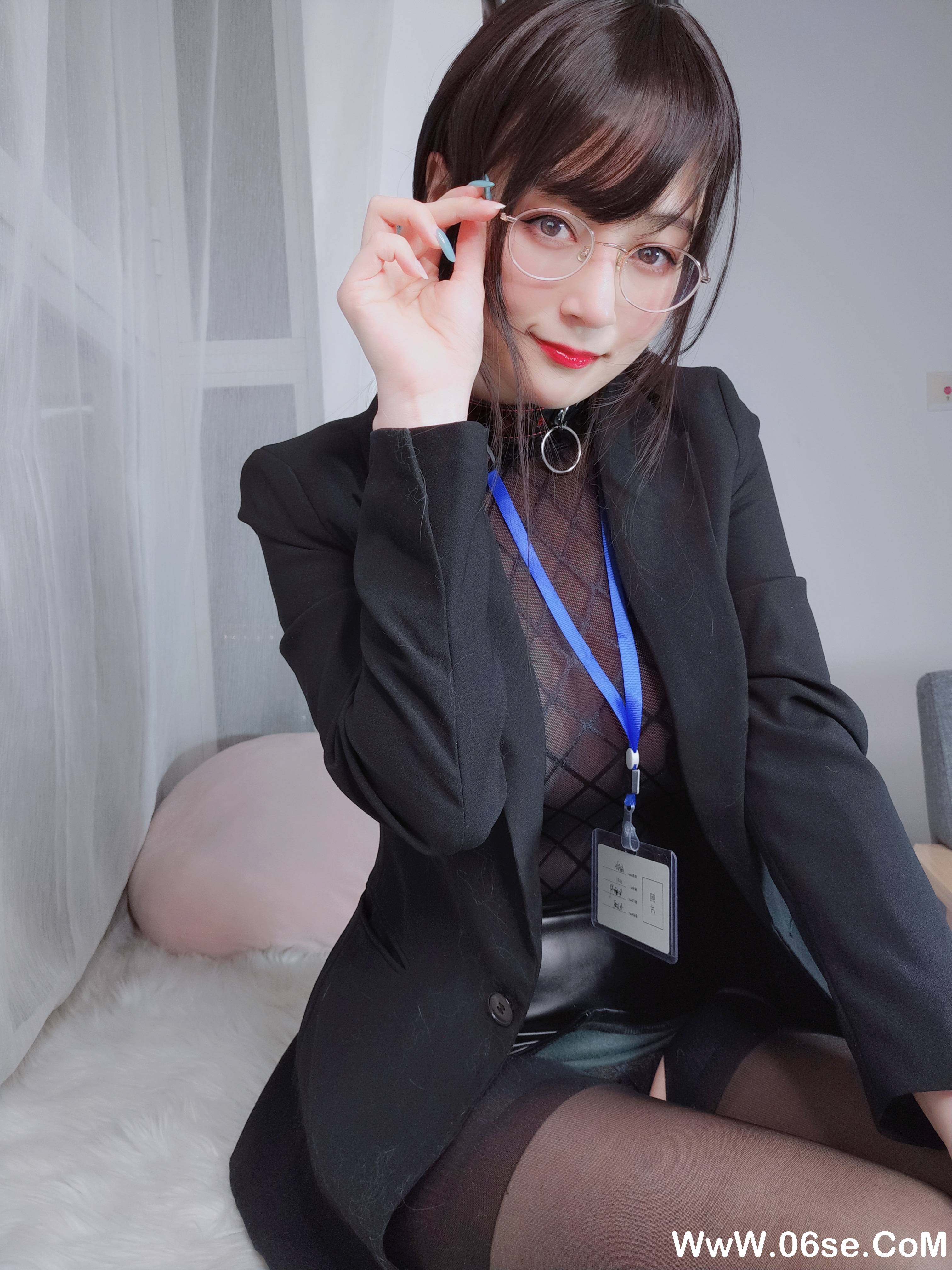 图片[20]-Coser小姐姐白银  NO.088– 黑丝情趣 [144P+8V1.22G]-六色网