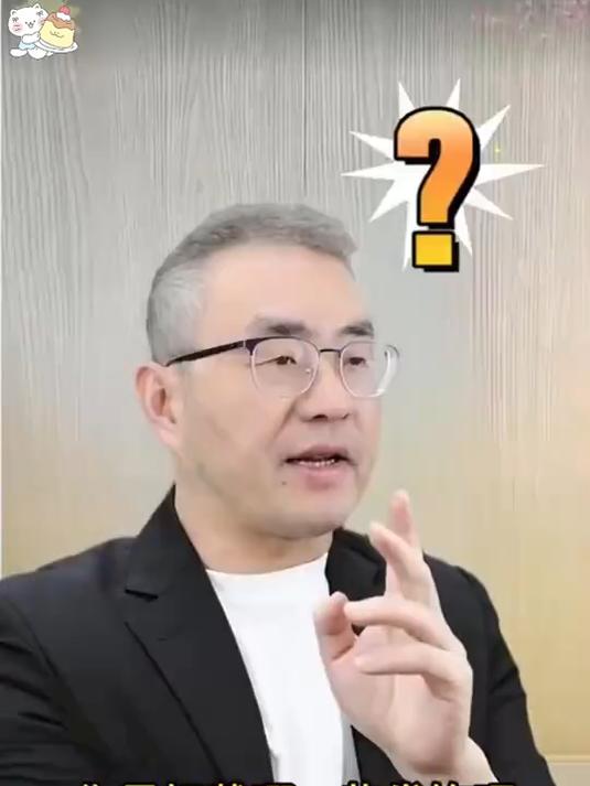 实用又美观,鱼尾夹助你轻松驾驭各种场合