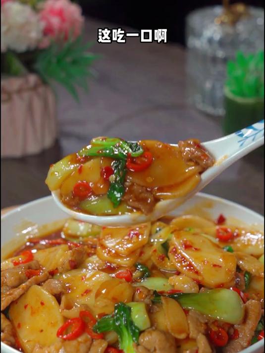 超绝炒年糕,糯叽爽滑汤浓菜香