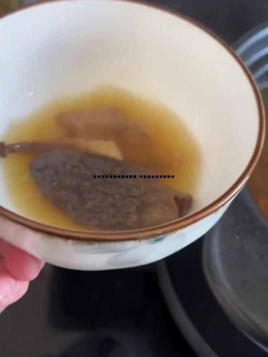 云南七彩菌汤包煲汤秘籍 羊肚菌虫草花超美味