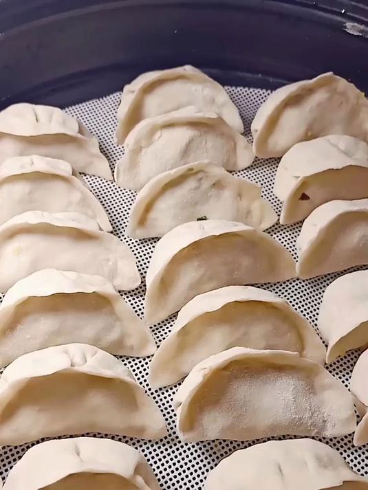 大馅南瓜素蒸饺 营养丰富又好吃